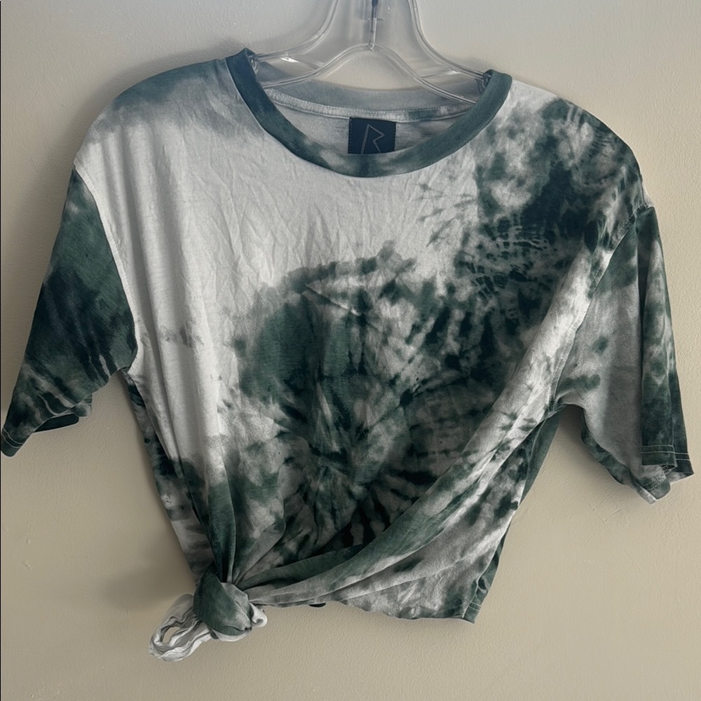Tie-Dye Green and White Women's Top